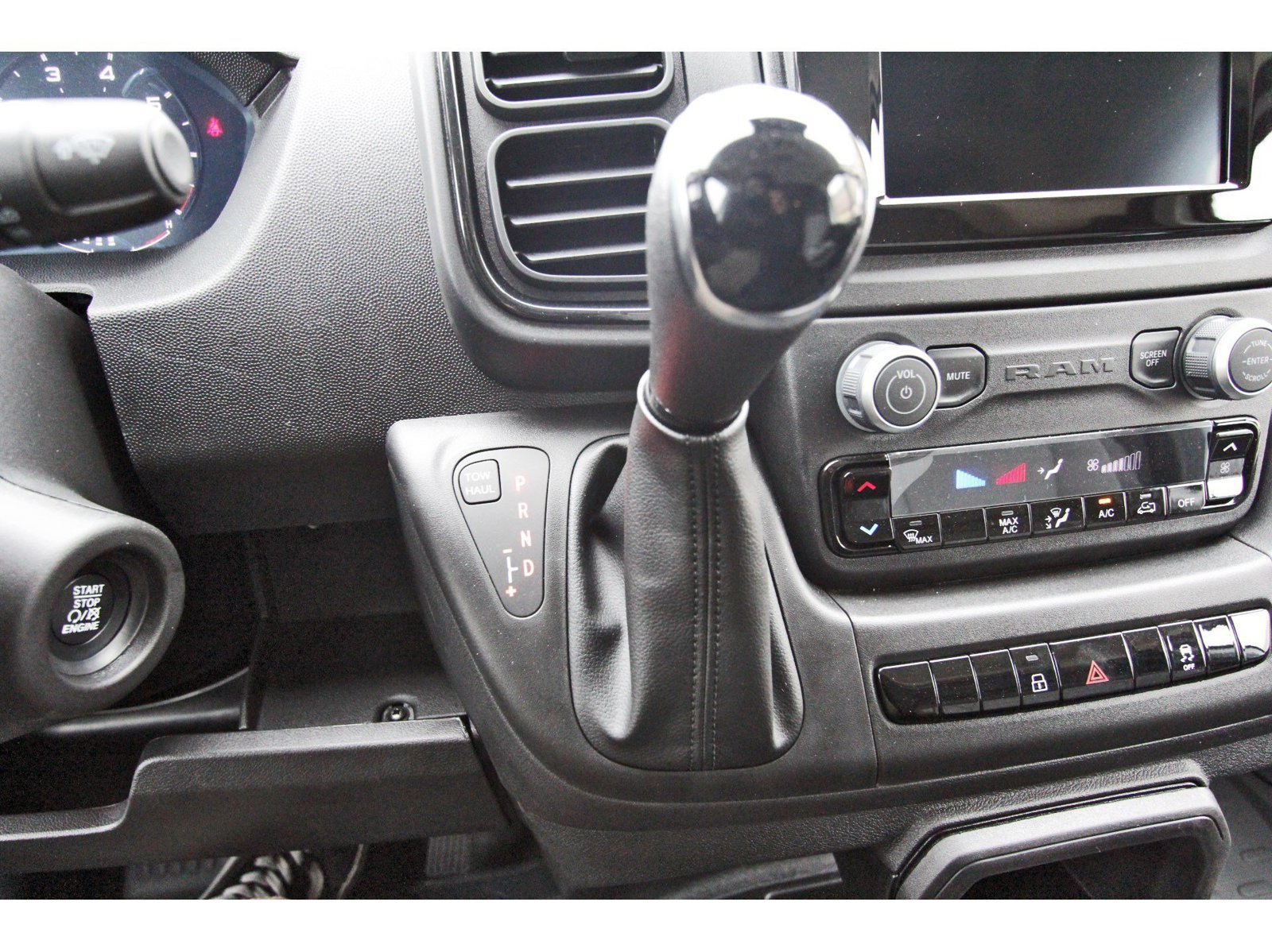 New 2026 RAM ProMaster 2500 w/ Power Group FWD image 21