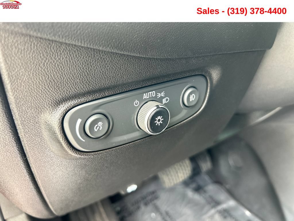 Used 2021 Chevrolet Equinox Premier AWD/4WD image 27