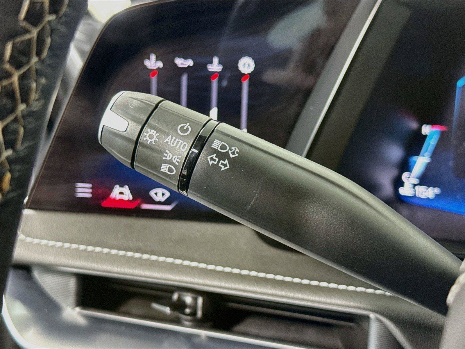 Used 2026 Chevrolet Corvette Z06 RWD image 13