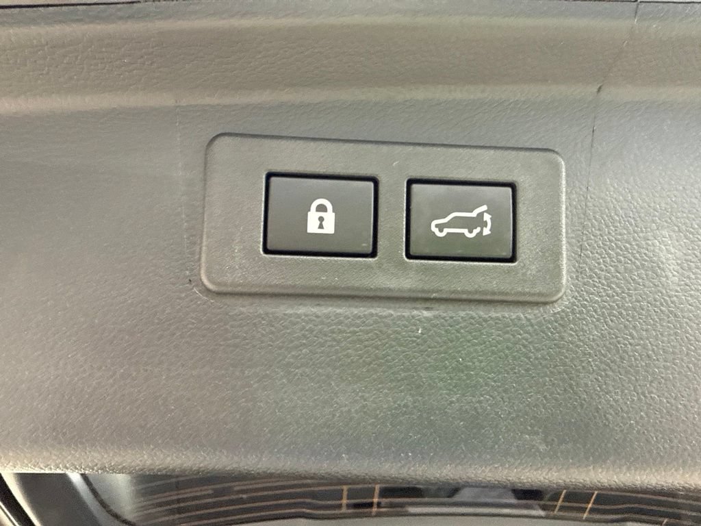 Used 2025 Subaru Outback Onyx Edition AWD/4WD image 26