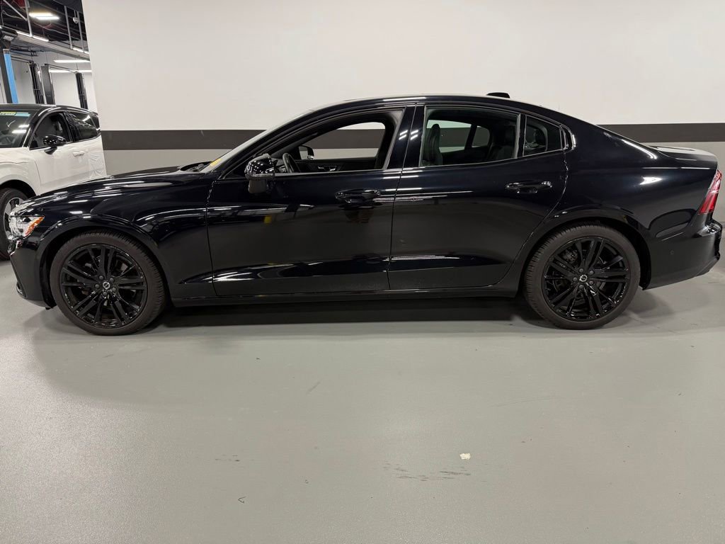 Certified 2023 Volvo S60 B5 Ultimate AWD/4WD image 3