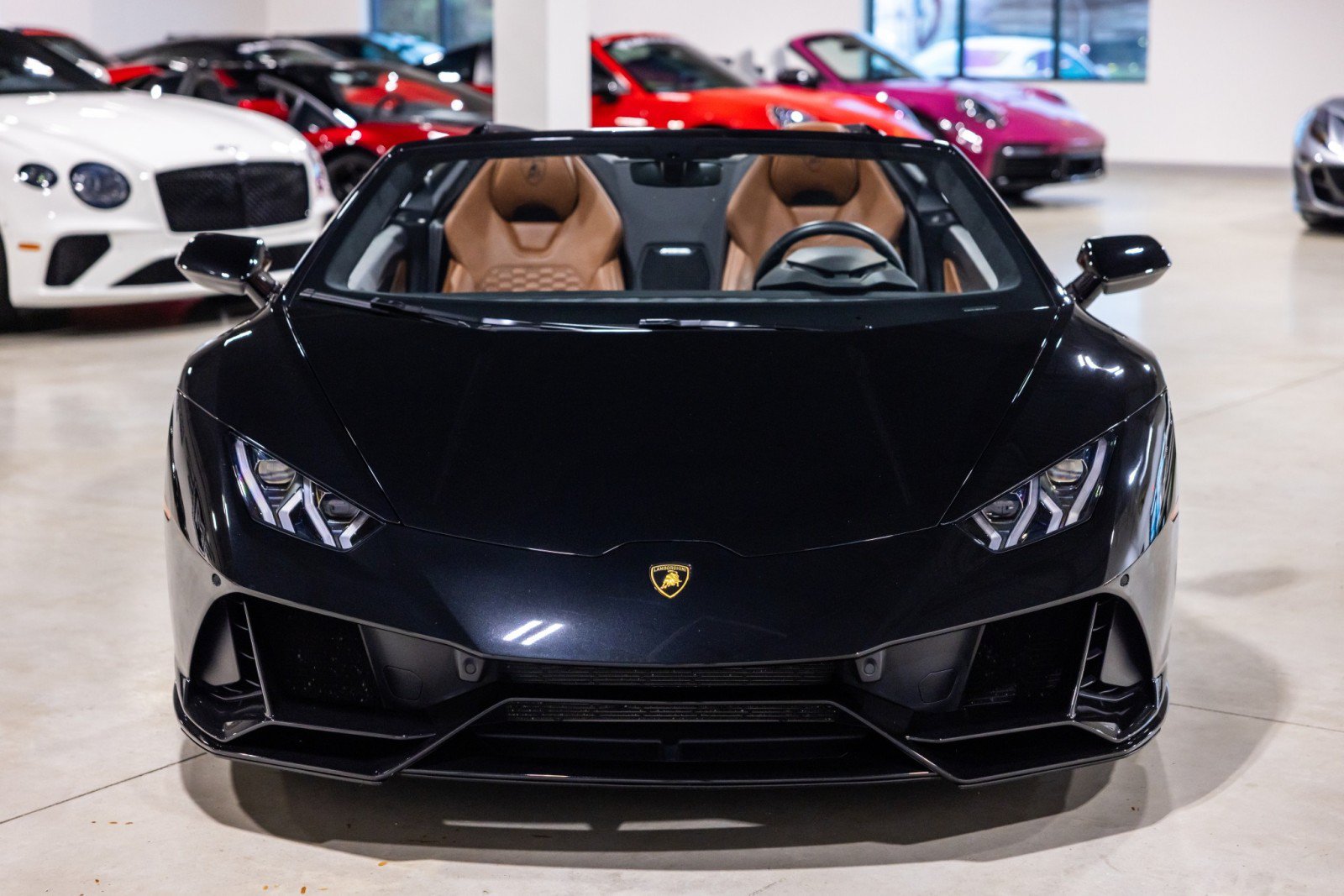 Used 2023 Lamborghini Huracan EVO AWD/4WD image 11