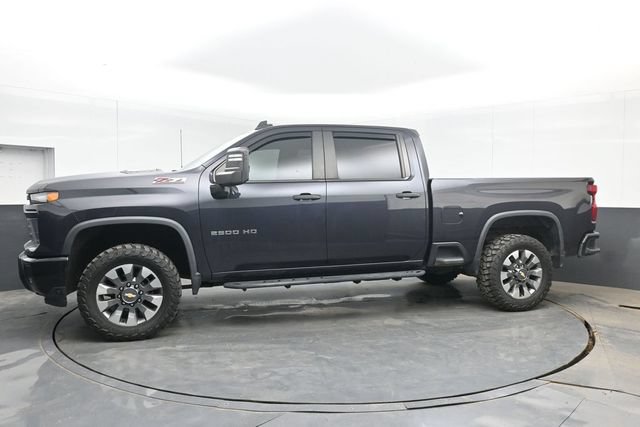 Used 2024 Chevrolet Silverado 2500 Custom w/ Custom Value Package AWD/4WD image 11