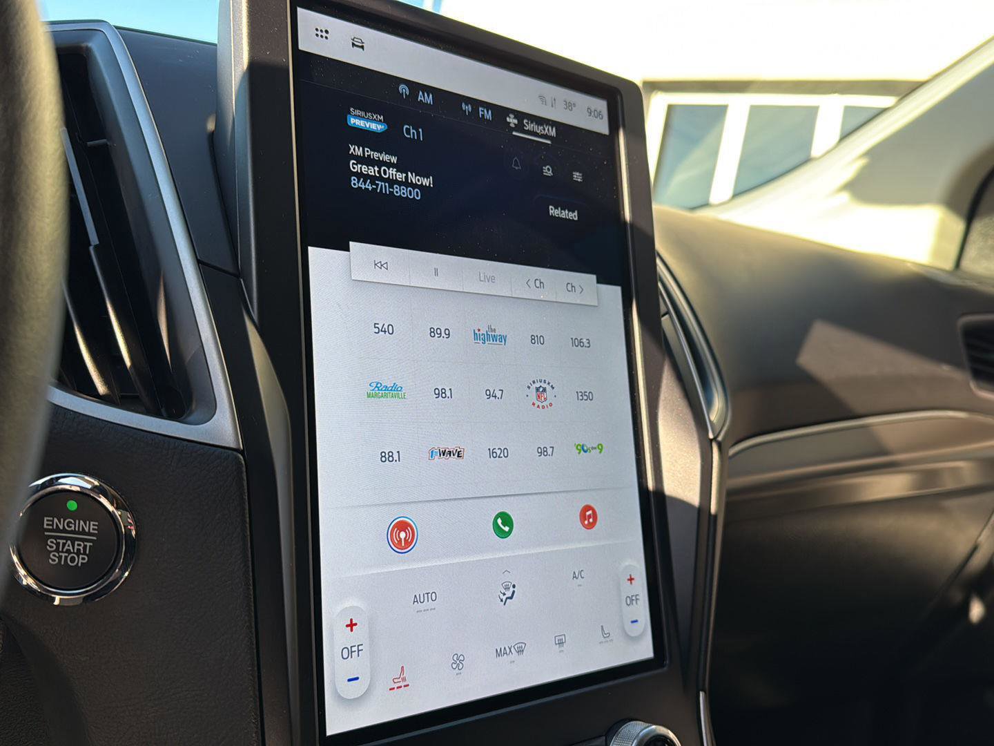 Used 2022 Ford Edge SEL w/ Sport Appearance Package image 21