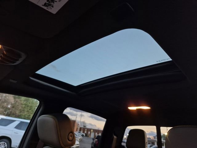 Used 2026 Chevrolet Colorado ZR2 w/ Technology Package image 25