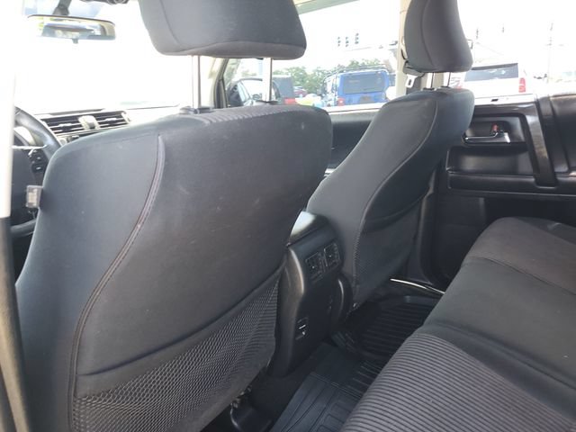 Used 2018 Toyota 4Runner TRD Off-Road AWD/4WD image 13