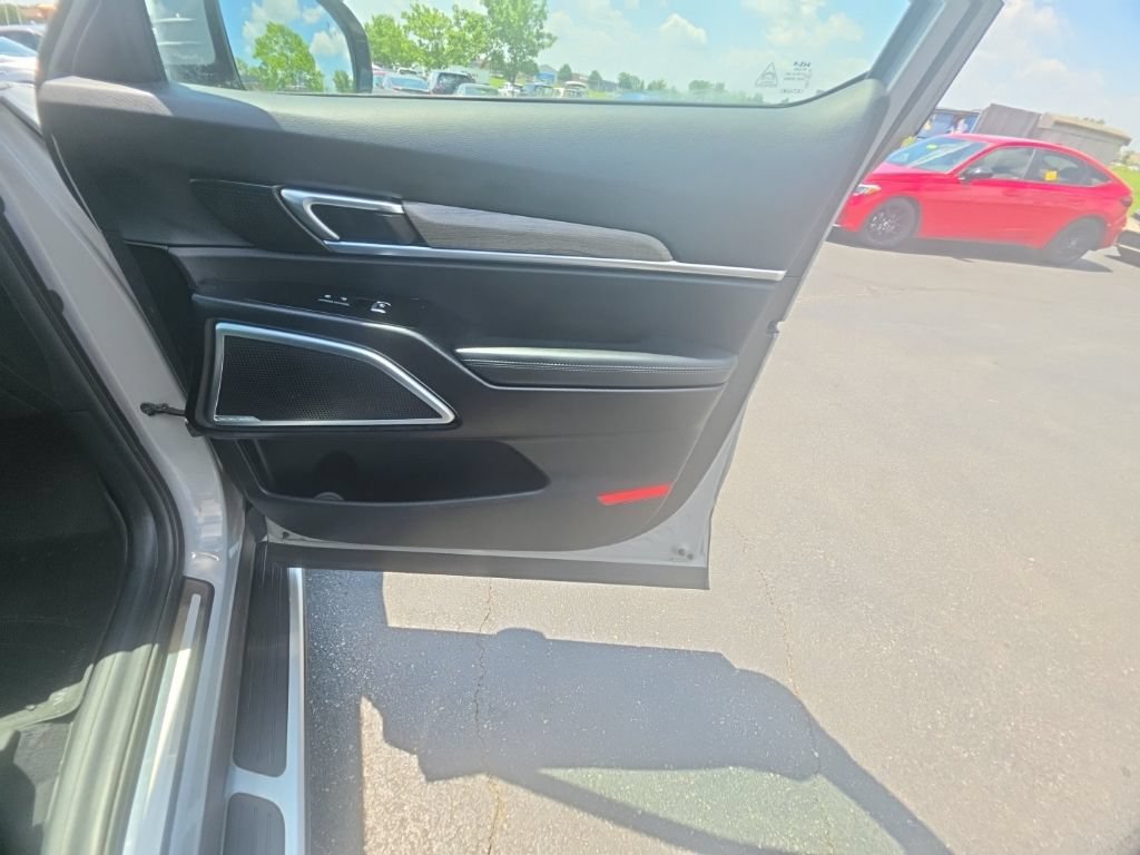 Used 2022 Kia Telluride SX w/ SX Prestige Package AWD/4WD image 31