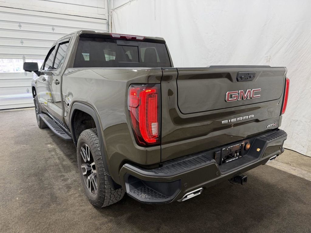 Used 2024 GMC Sierra 1500 AT4 w/ Technology Package image 15