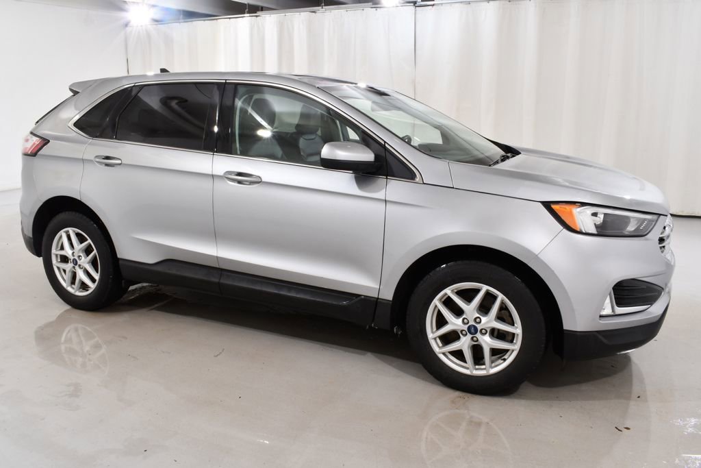 Used 2022 Ford Edge SEL w/ Convenience Package image 5