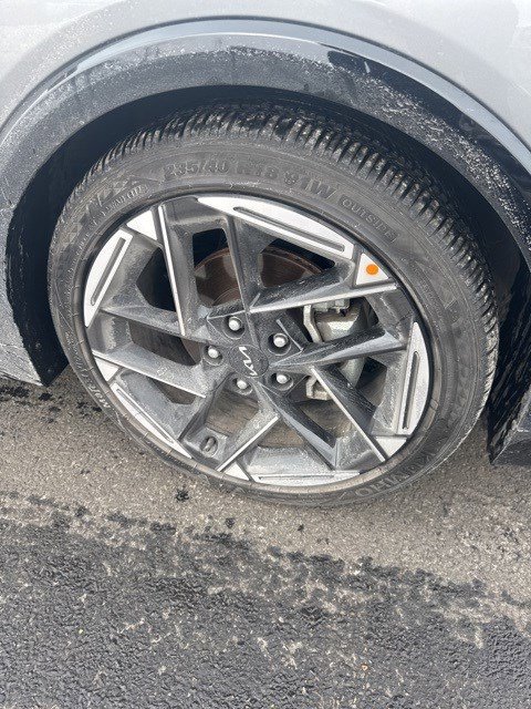 Used 2025 Kia K4 GT-Line w/ GT-Line Premium Package image 4