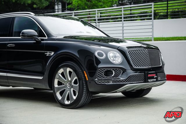 Used 2018 Bentley Bentayga AWD/4WD image 58