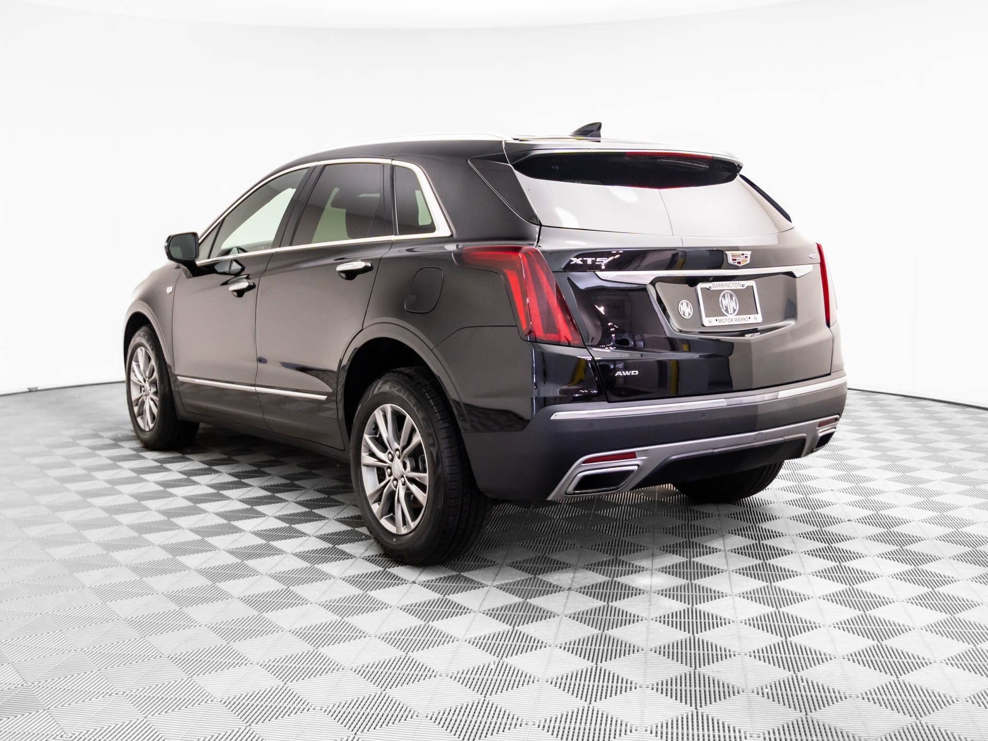 Certified 2022 Cadillac XT5 Premium Luxury image 3