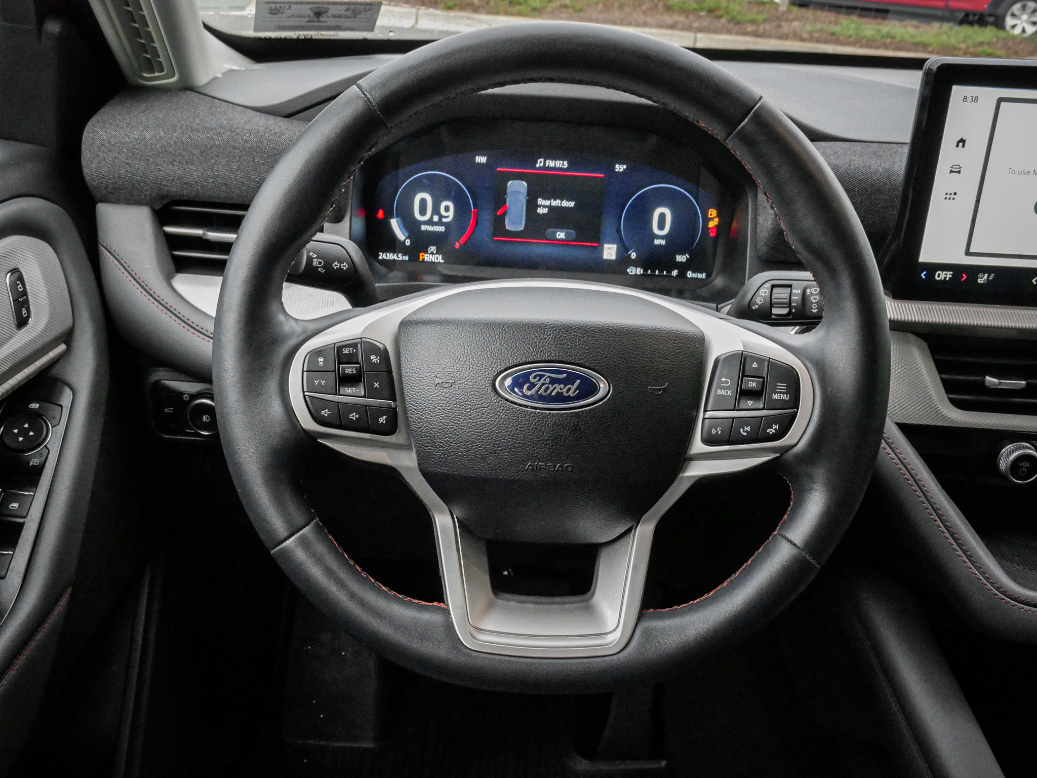 Used 2025 Ford Explorer Active w/ Active Comfort Package image 17