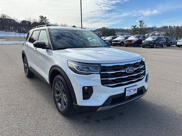 New 2026 Ford Explorer Active w/ Active Comfort Package AWD/4WD image 6