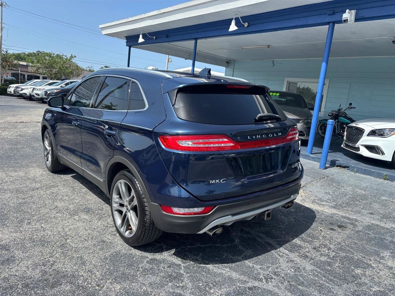 Used 2015 Lincoln MKC AWD w/ Equipment Group 102A Reserve image 3