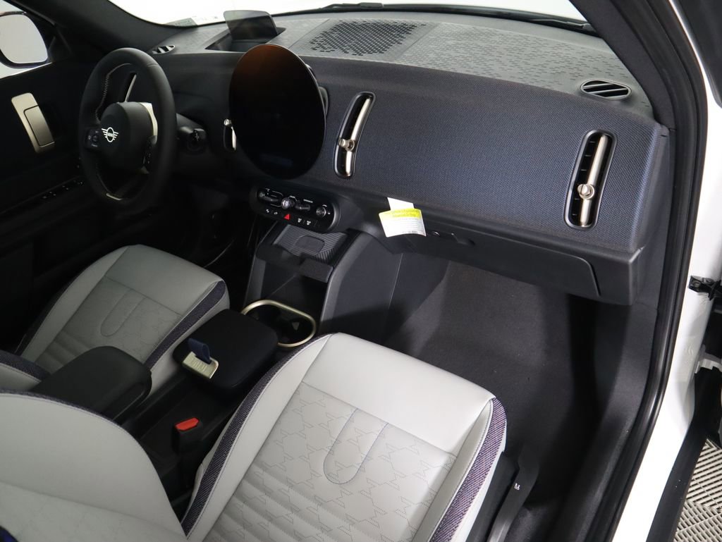 New 2026 MINI Cooper Countryman S image 18