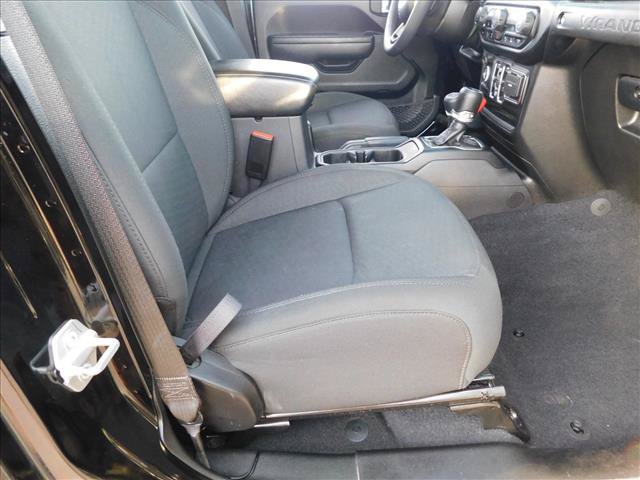 Used 2023 Jeep Wrangler Unlimited Sport AWD/4WD image 28