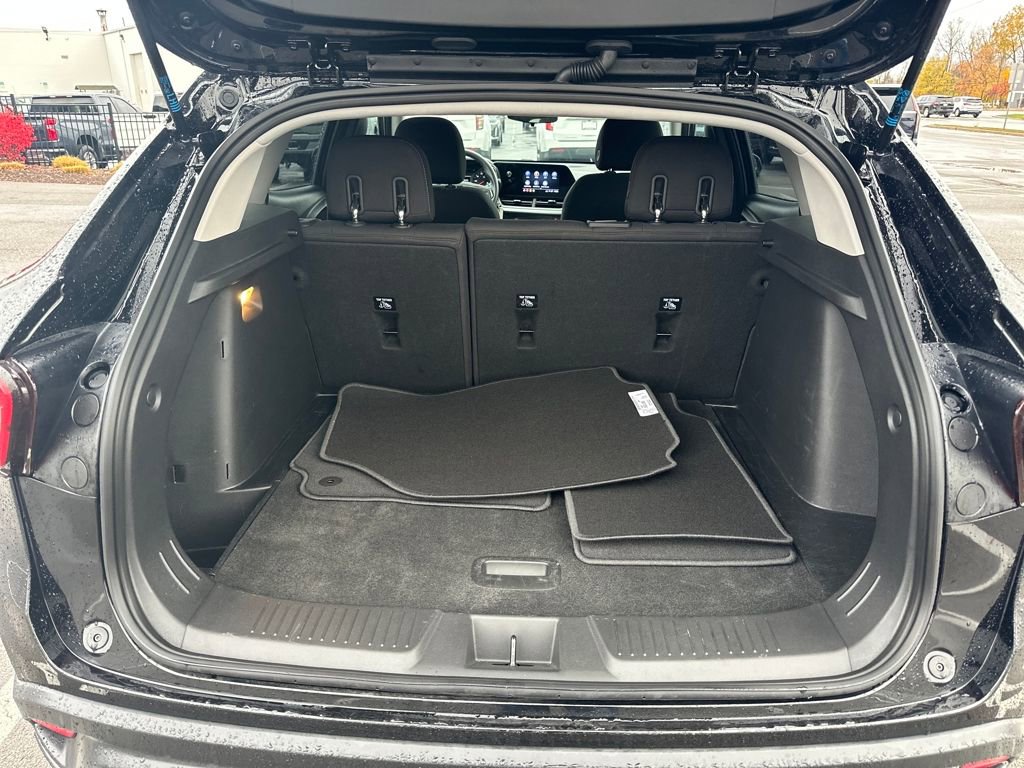 Certified 2024 Chevrolet Trax LS w/ Driver Confidence Package image 23