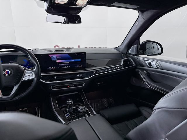 Used 2024 BMW ALPINA XB7 image 25