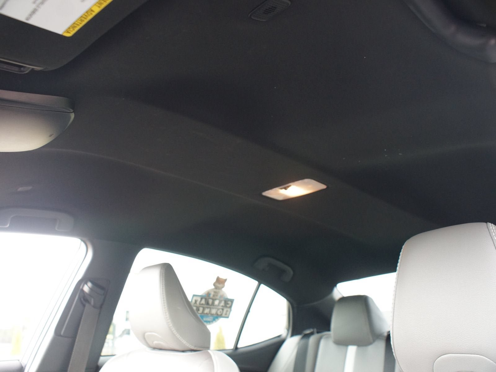 Used 2025 Toyota Camry SE w/ Convenience Package FWD image 6