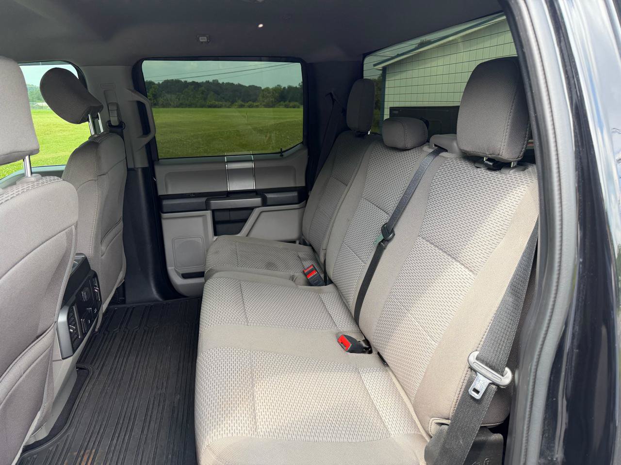 Used 2020 Ford F250 XLT w/ XLT Premium Package AWD/4WD image 43
