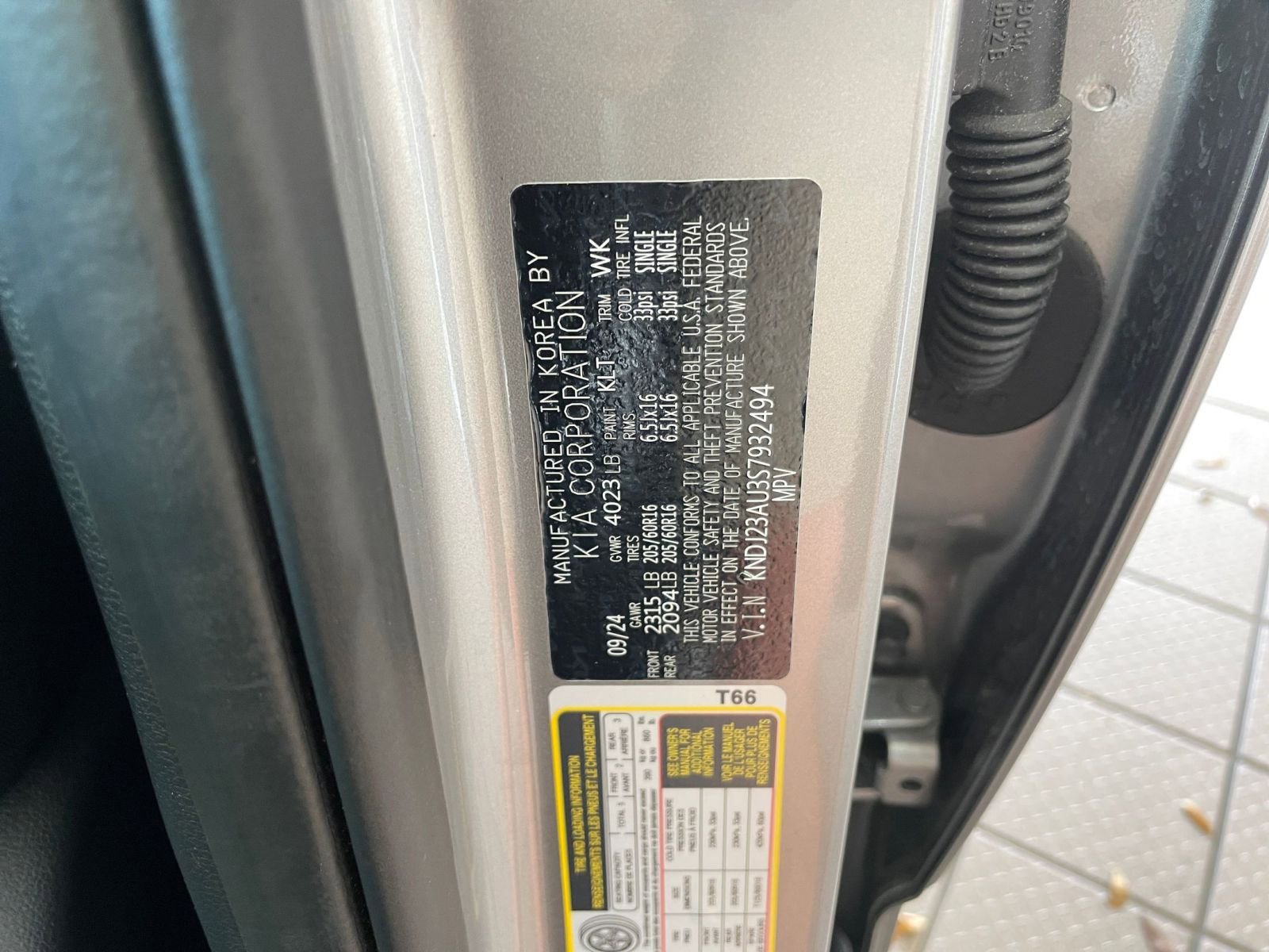 Used 2025 Kia Soul LX w/ LX Technology Package image 23