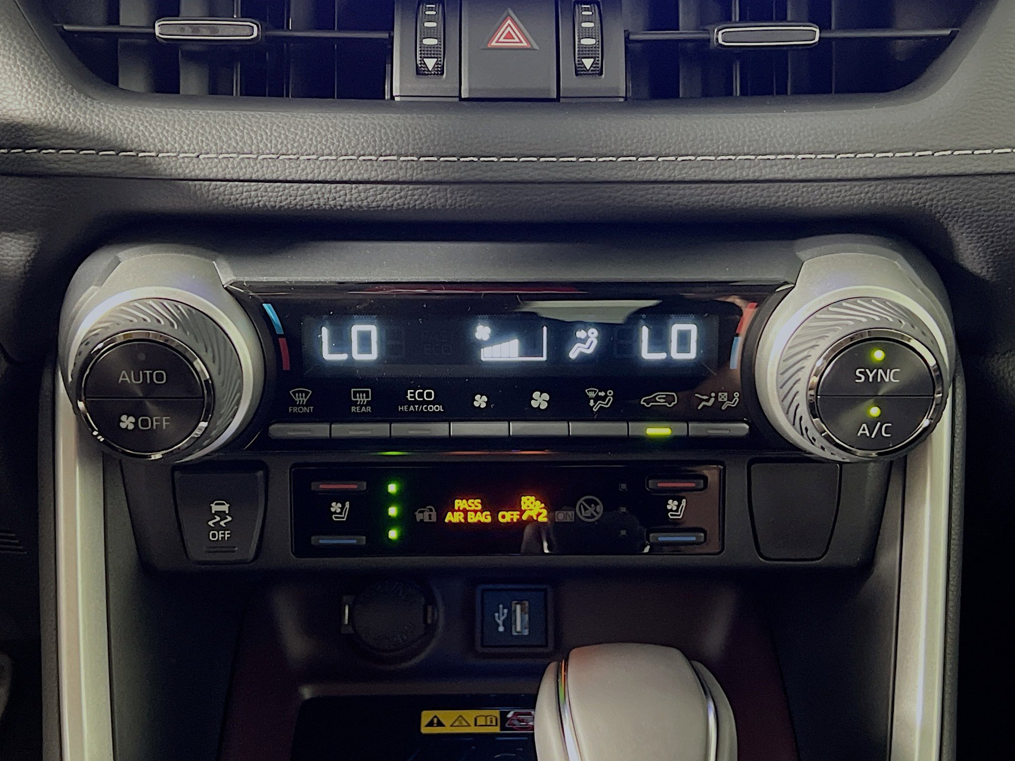 New 2024 Toyota RAV4 Limited image 27