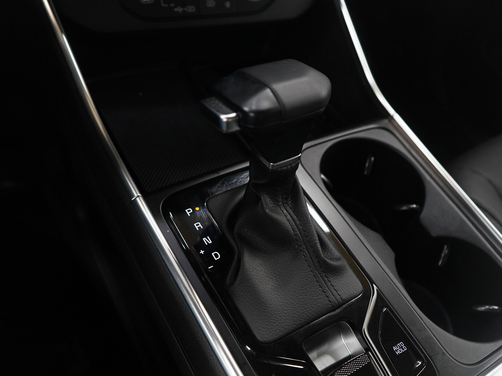 Used 2025 Kia Carnival SX Prestige image 27