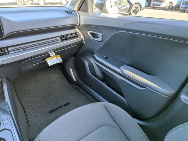 New 2026 Kia K4 FWD image 17