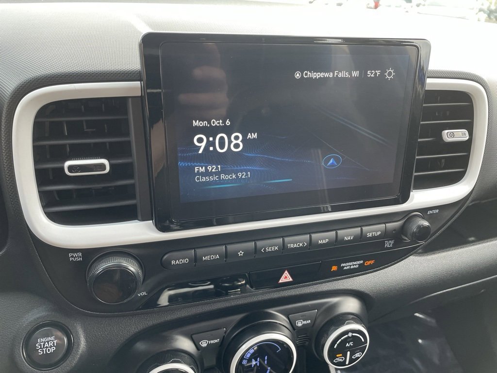 Used 2023 Hyundai Venue Limited w/ Cargo Package image 23