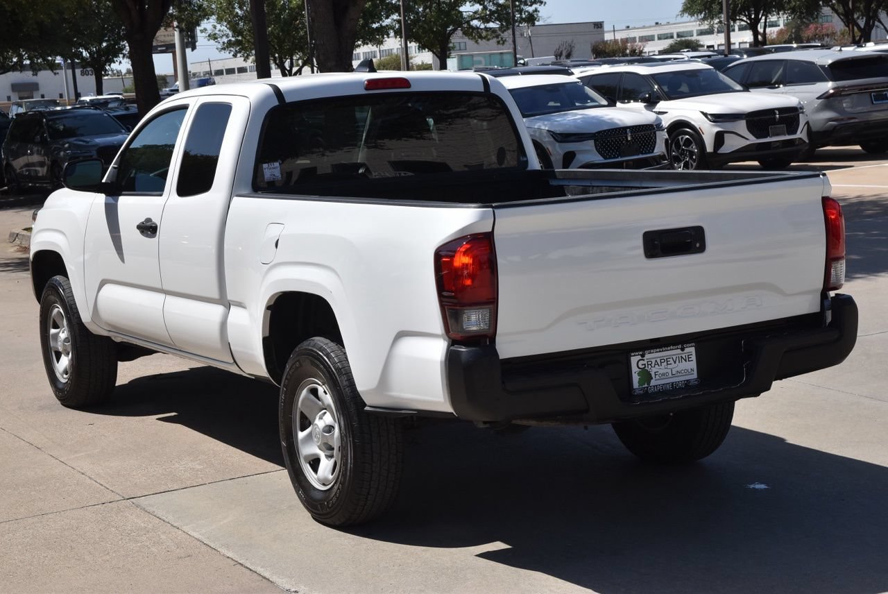 Used 2023 Toyota Tacoma SR RWD image 10