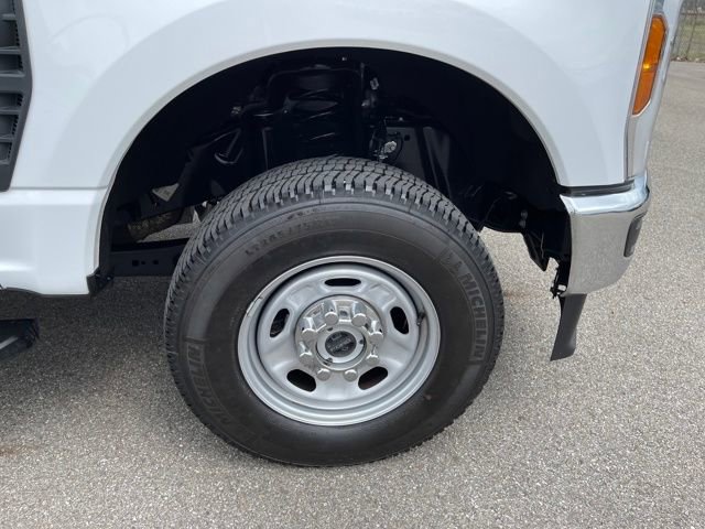 Used 2024 Ford F250 XL w/ Snow Plow Prep Package image 38