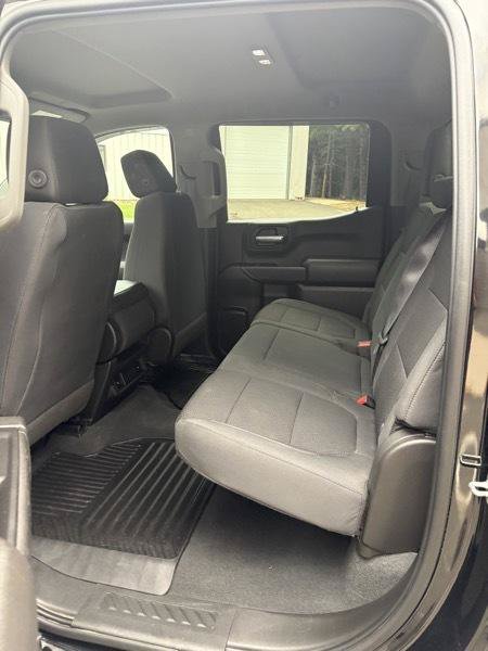 Used 2020 Chevrolet Silverado 1500 Custom Trail Boss w/ Custom Convenience Package AWD/4WD image 8