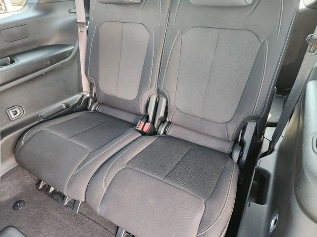 Used 2024 Jeep Grand Cherokee L Laredo RWD image 21