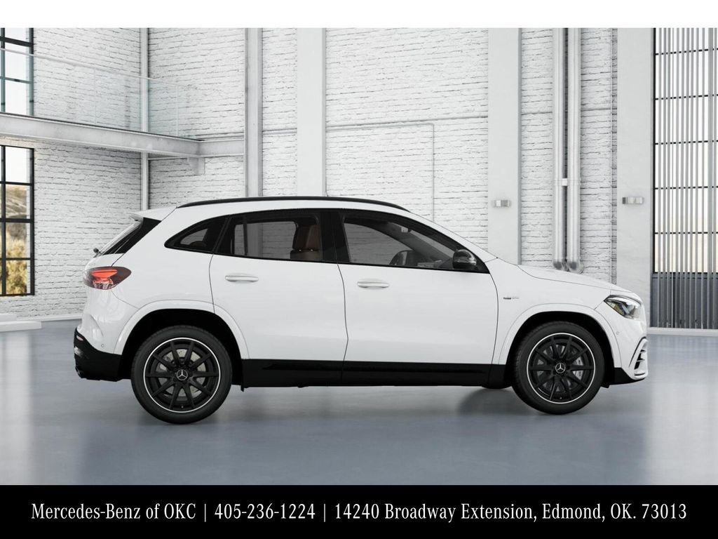 New 2026 Mercedes-Benz GLA 35 AMG 4MATIC image 17