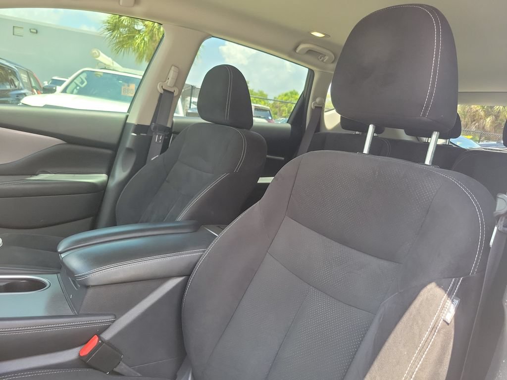 Used 2019 Nissan Murano S FWD image 23
