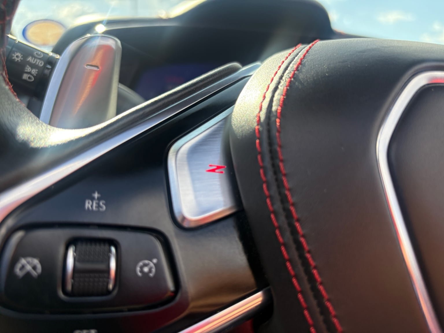 Used 2022 Chevrolet Corvette Stingray Premium Conv w/ Z51 Performance Package RWD image 22