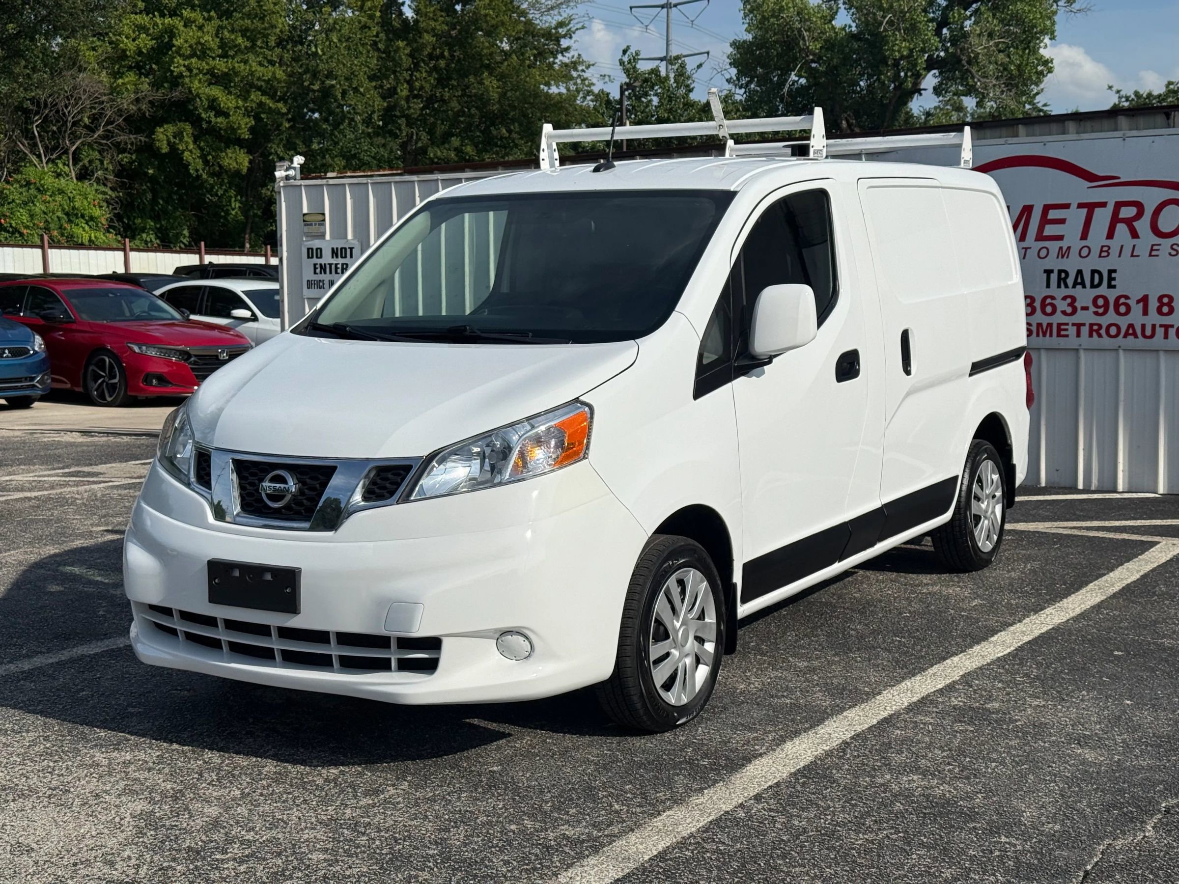 Used 2020 Nissan NV200 SV w/ Back Door Glass Package image 1