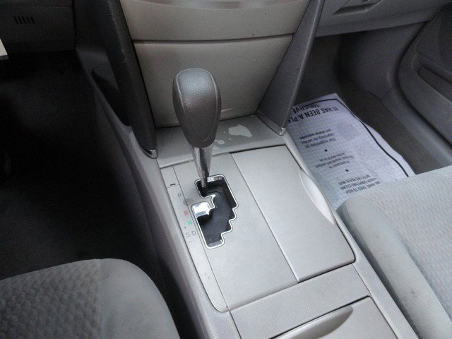 Used 2011 Toyota Camry image 10