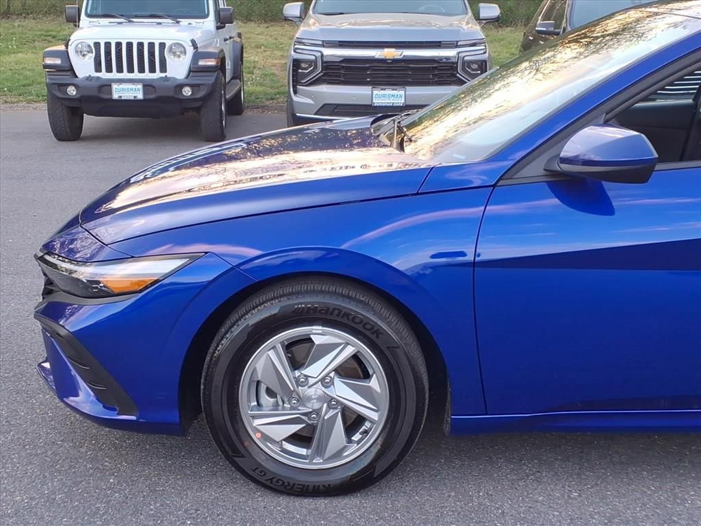 Used 2026 Hyundai Elantra SE image 7