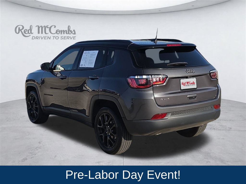 Used 2024 Jeep Compass Latitude w/ Altitude Special Edition AWD/4WD image 4