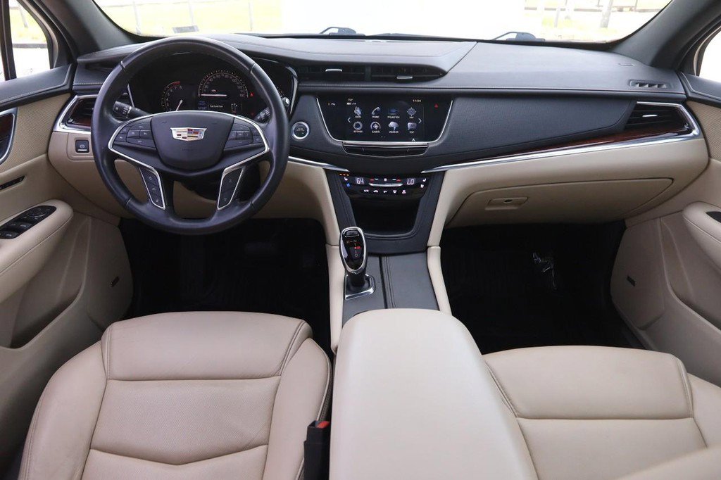 Used 2019 Cadillac XT5 Premium Luxury FWD image 21