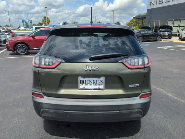Used 2019 Jeep Cherokee Latitude w/ Popular Appearance Group FWD image 7