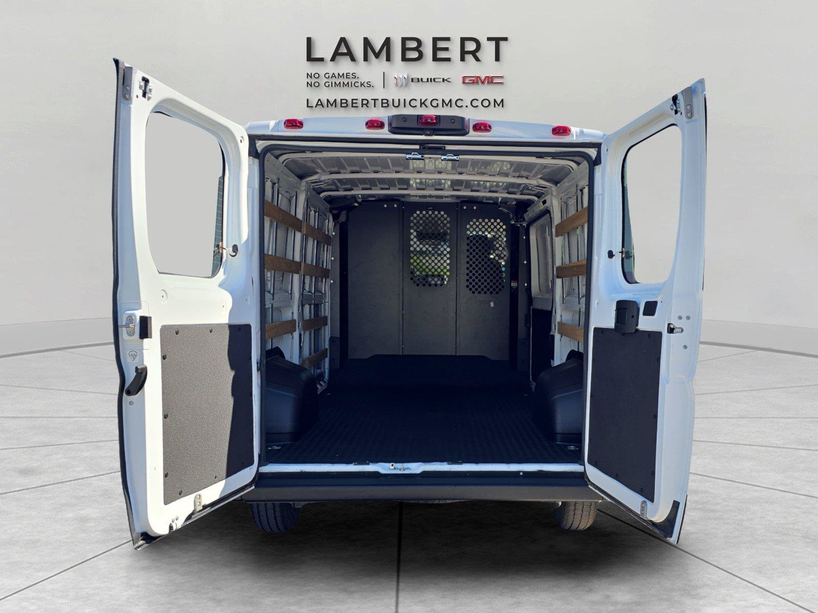 Used 2025 RAM ProMaster 2500 w/ U-Haul Equipment Group FWD image 9