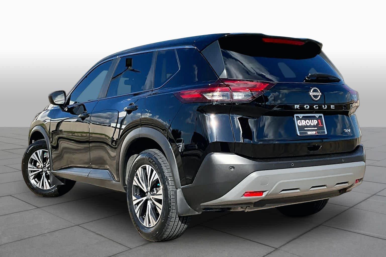 Certified 2023 Nissan Rogue SV FWD image 10