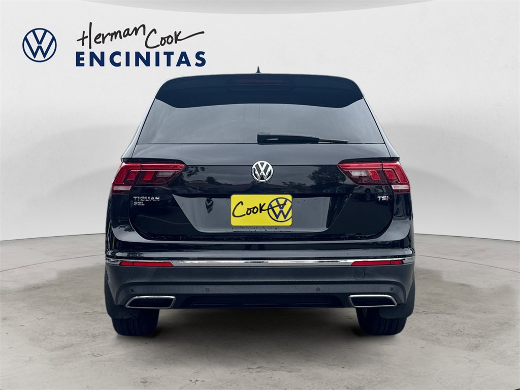 Used 2018 Volkswagen Tiguan SEL Premium image 4