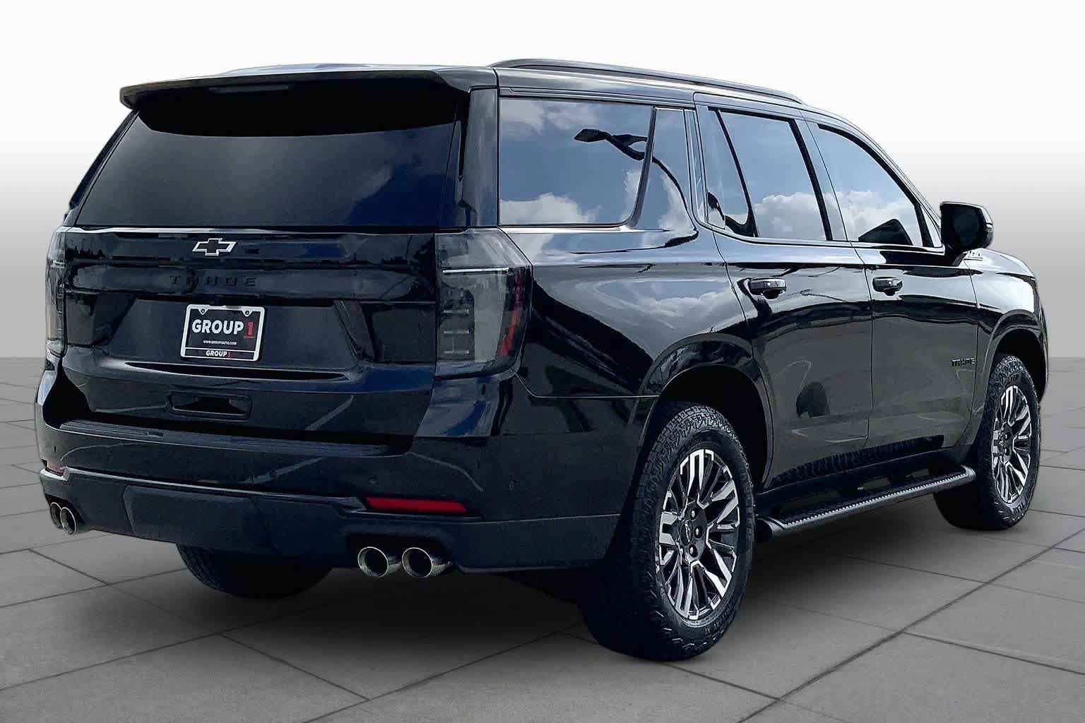 Used 2026 Chevrolet Tahoe Z71 w/ Z71 Off-Road Package AWD/4WD image 9