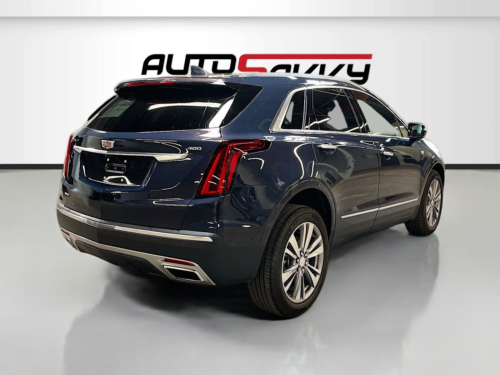 Used 2025 Cadillac XT5 Premium Luxury w/ Technology Package AWD/4WD image 7