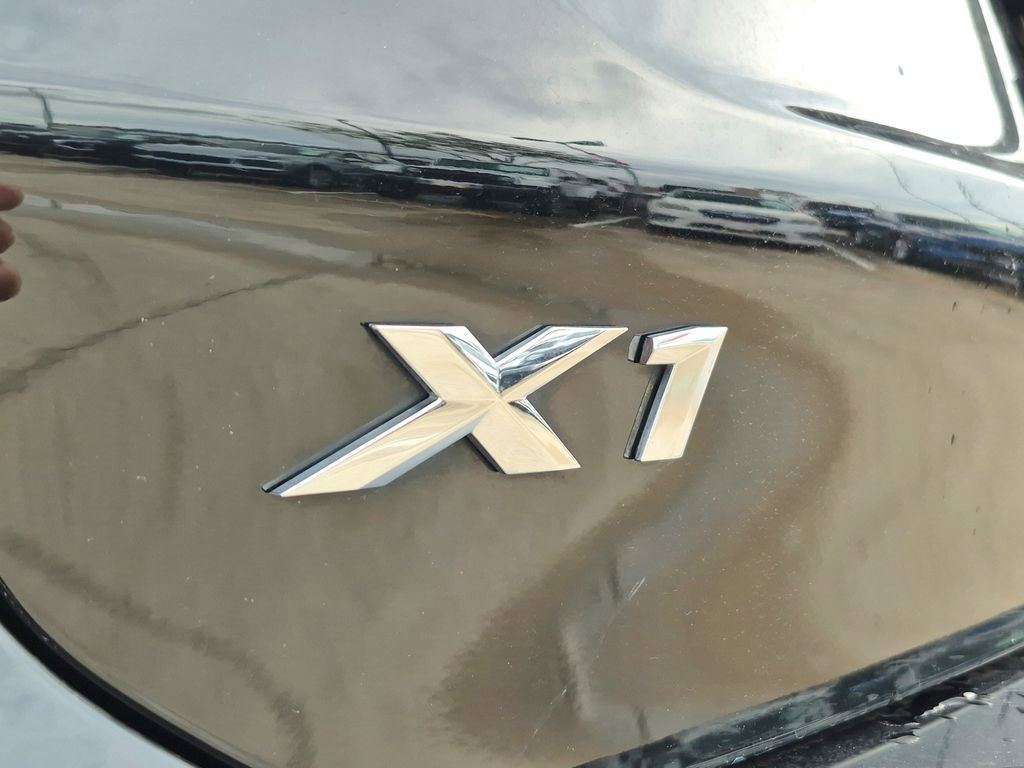 Used 2021 BMW X1 sDrive28i w/ Premium Package FWD image 13