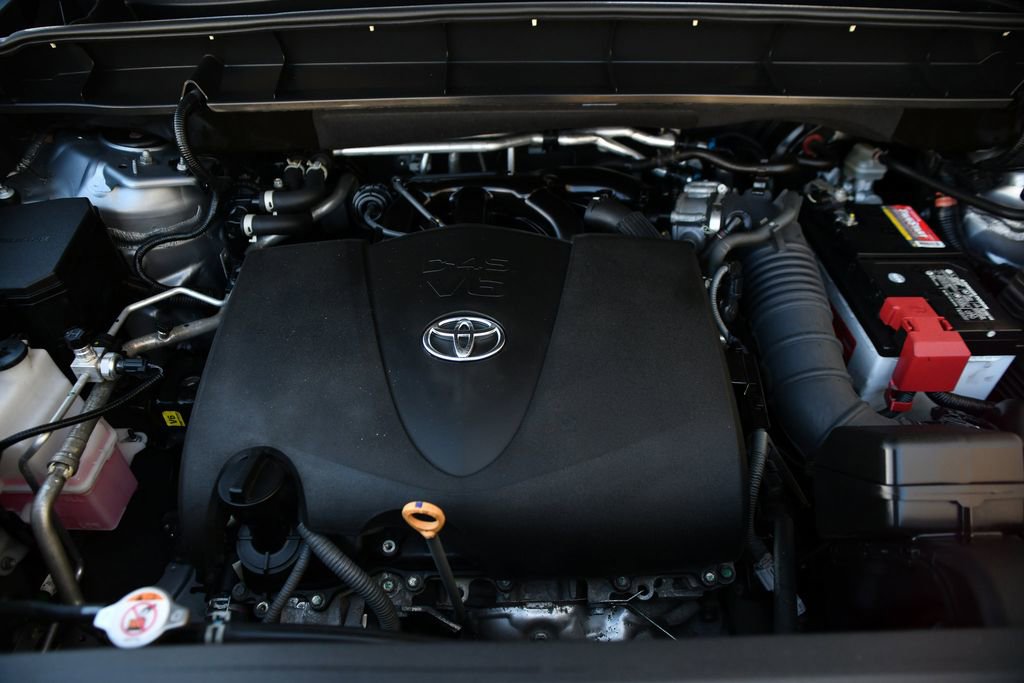 Used 2022 Toyota Highlander Platinum image 38